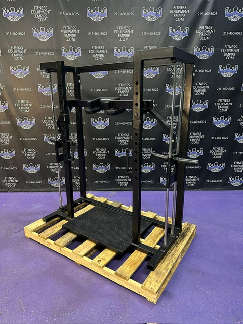 1166674e-134e-451b-9116-a285f6fe7b19.jpg The Natural Balance Squat Machine – Like New