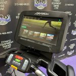 Life Fitness Platinum Club Series Treadmill with Discover SE3 Console – NEWEST MODEL