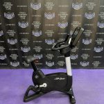 Life Fitness Discover Platinum Club Series Upright Bikes w/SE3 HD Console