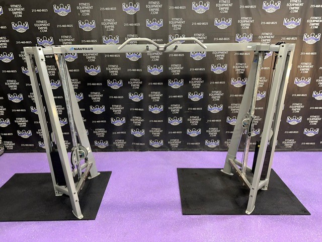 2-6.jpg Nautilus Dual Pulley Adjustable Cable Crossover w / Pull-up Bar