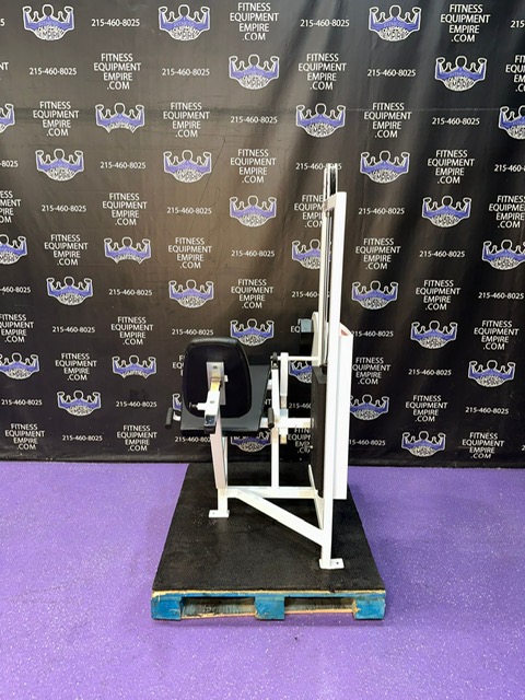 3fc4bb55-fb04-4ea1-8207-cf56177c0c6b Cybex Classic Leg Extension