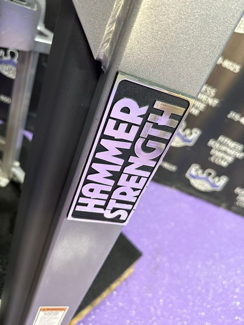 4-3 Hammer Strength ISO Lateral Tricep Extension