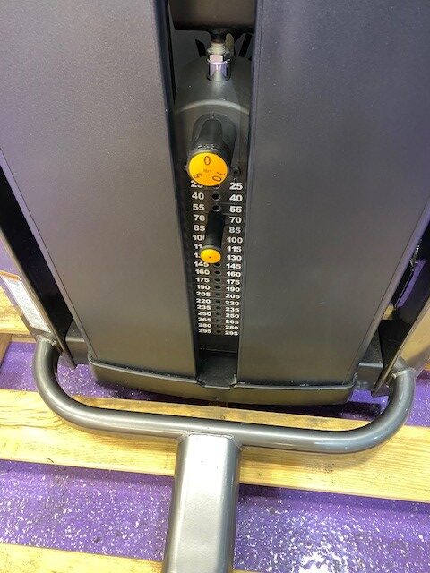 5-1-e1717610960337.jpg Life Fitness Insignia Series Pec Fly & Rear Delt Combo – Newest Model