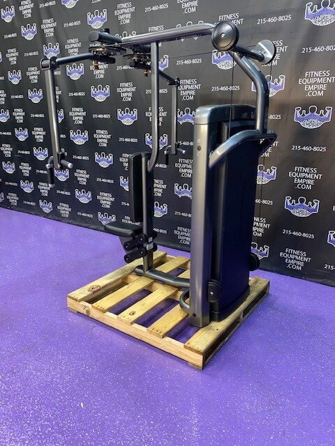 7-1-e1717610991740.jpg Life Fitness Insignia Series Pec Fly & Rear Delt Combo – Newest Model