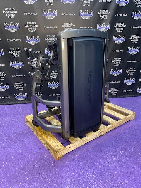 7-2-e1717612458232.jpg Life Fitness Insignia Series Glute Kickback