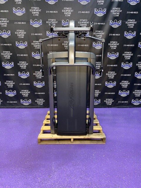 8-e1717611009768.jpg Life Fitness Insignia Series Pec Fly & Rear Delt Combo – Newest Model