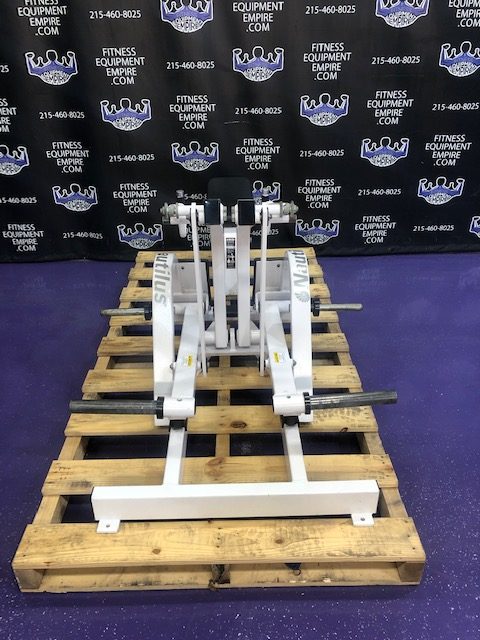 IMG_0152.jpg Nautilus VKR Dip & Pull-up Tower