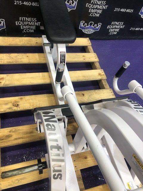 IMG_0154 Nautilus XPLOAD Compound Plate Loaded Row