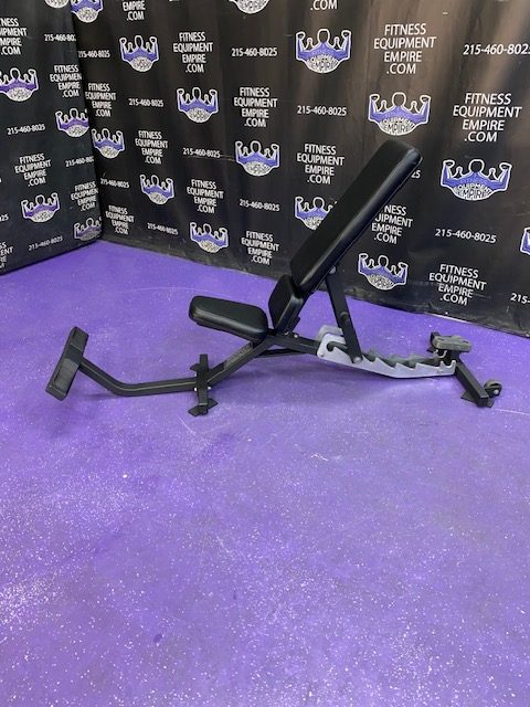 IMG_2693.jpg Hammer Strength FID Adjustable Bench Incline Decline Flat