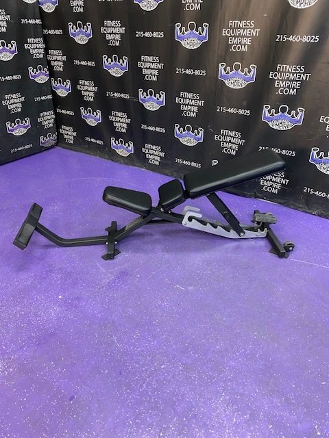IMG_2695.jpg Hammer Strength FID Adjustable Bench Incline Decline Flat