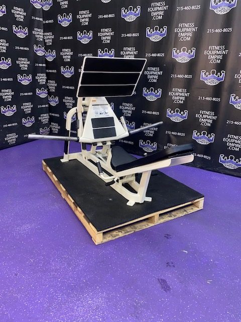 IMG_2700 Cybex Plate Loaded Squat Press