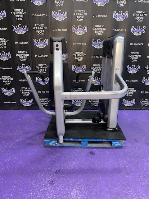 IMG_3218.jpg Precor Discovery Chest Press – Latest Model