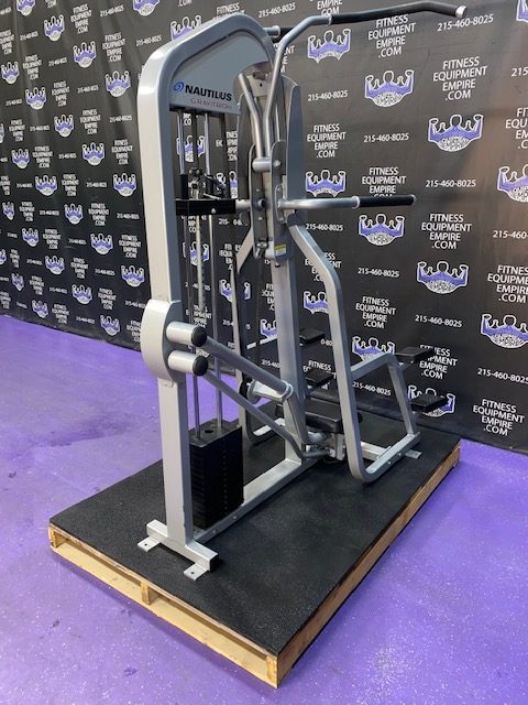 IMG_3533.jpg Nautilus Nitro Gravitron Assisted Dip & Pull-up Machine