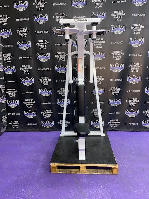 IMG_5632.jpg Precor Icarian 505 Pec Fly & Rear Delt Combo