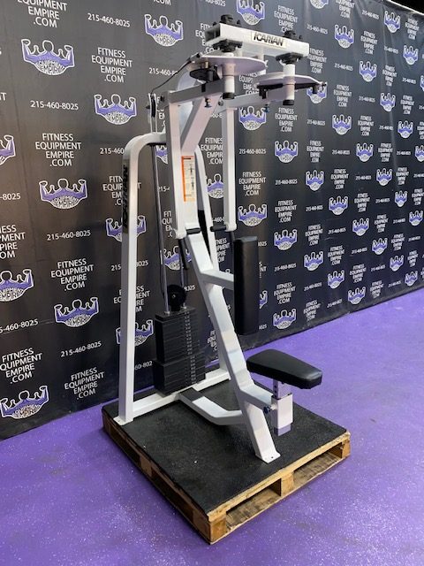 IMG_5633.jpg Precor Icarian 505 Pec Fly & Rear Delt Combo