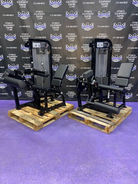 IMG_6124.jpg Life Fitness Pro 2 Leg Extension & Leg Curl Matching Pair w/300 lb. Stacks