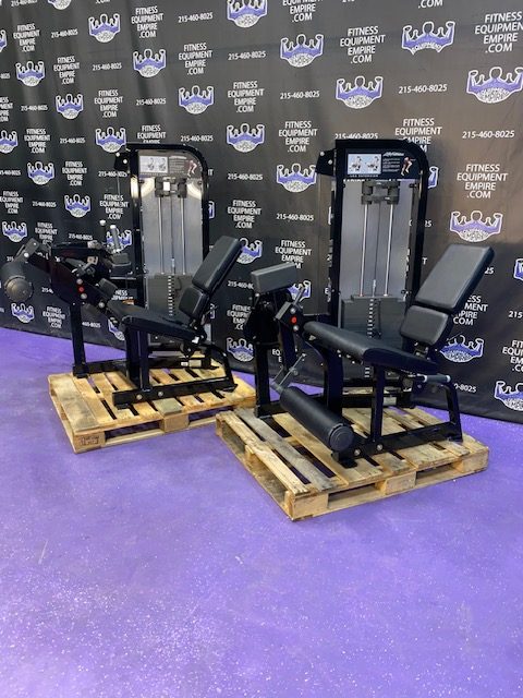 IMG_6125.jpg Life Fitness Pro 2 Leg Extension & Leg Curl Matching Pair w/300 lb. Stacks