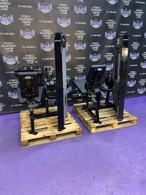 IMG_6135.jpg Life Fitness Pro 2 Leg Extension & Leg Curl Matching Pair w/300 lb. Stacks