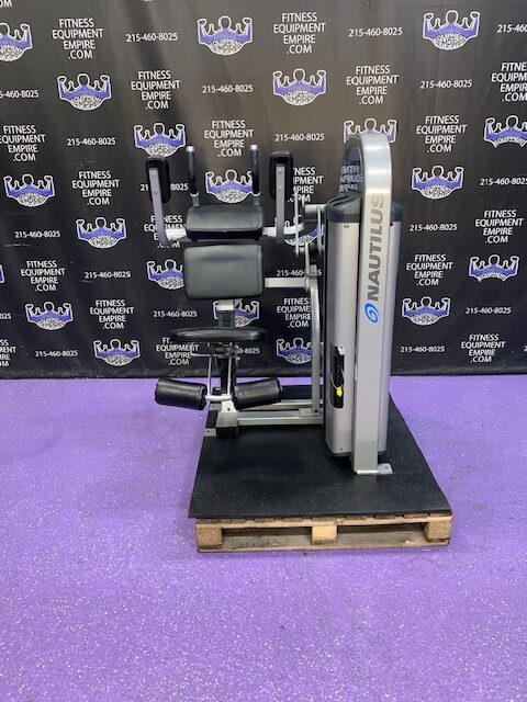 IMG_8062-rotated-1.jpg Nautilus Nitro Plus Abdominal Crunch
