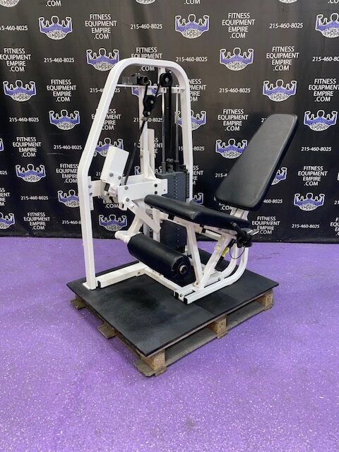 IMG_8787-rotated-1.jpg Nautilus 2ST Leg Extension w / 320 lb Stack