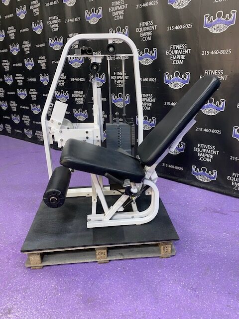 IMG_8788-rotated-1.jpg Nautilus 2ST Leg Extension w / 320 lb Stack