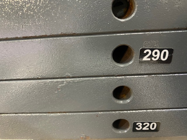 IMG_8792.jpg Nautilus 2ST Leg Extension w / 320 lb Stack