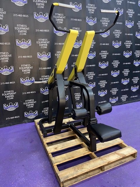 IMG_9675.jpg Technogym Lat Pulldown – Plate Loaded