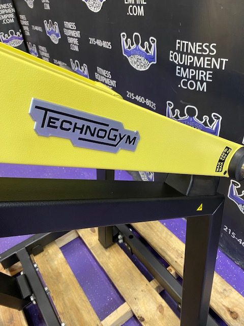 IMG_9677.jpg Technogym Lat Pulldown – Plate Loaded