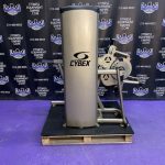 Cybex VR1 Leg Extension & Leg Curl Combo Machine