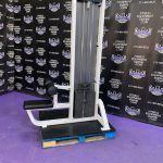 Life Fitness Pro 2 Lat Pulldown w / 300 lb. Stack Life Fitness Pro 2 Lat Pulldown w / 300 lb. Stack