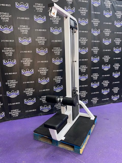 IMG_9936.jpg Life Fitness Pro 2 Lat Pulldown w / 300 lb. Stack