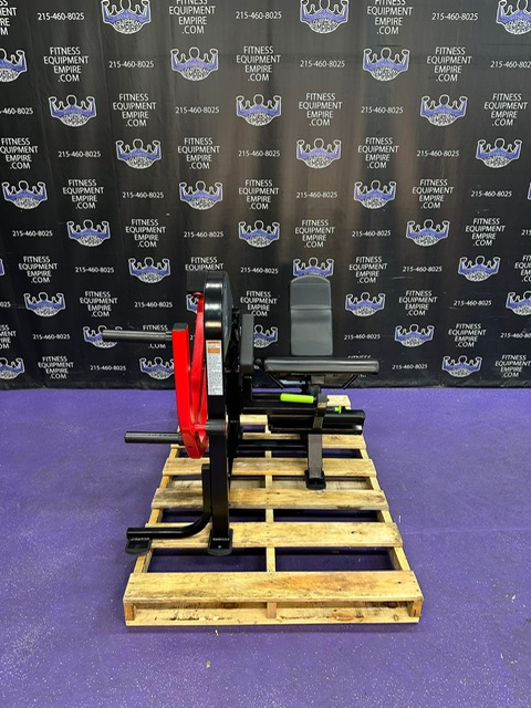 b3b593e3-8c89-4562-ad7b-7cbbbf97bda0.jpg Strive (Prime) Smart Strength Plate Loaded Leg Extension