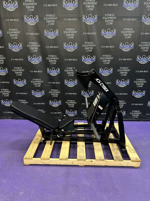 b89c78a2-55d6-4b59-a0fa-4b13530ccdda Cybex Plate Loaded Squat Press