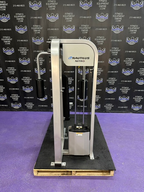 e54a447d-dee6-4b52-b353-a33007febb0c.jpg Nautilus Nitro Pec Fly & Rear Delt Combo – RARE