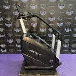 Life Fitness Discover SE3HD Stepmill Climber Powermill – Highest End Model Available- $10k retail