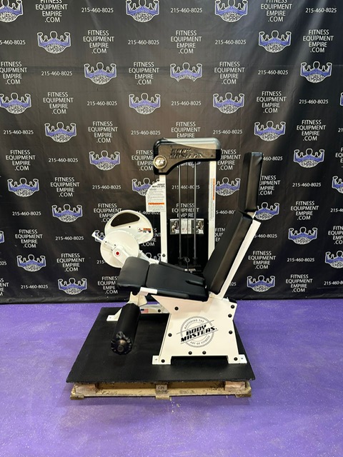 image0-4 Bodymasters 110 Leg Extension