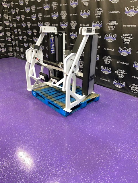 web1-1 Hammer Strength MTS ISO Lateral Leg Extension