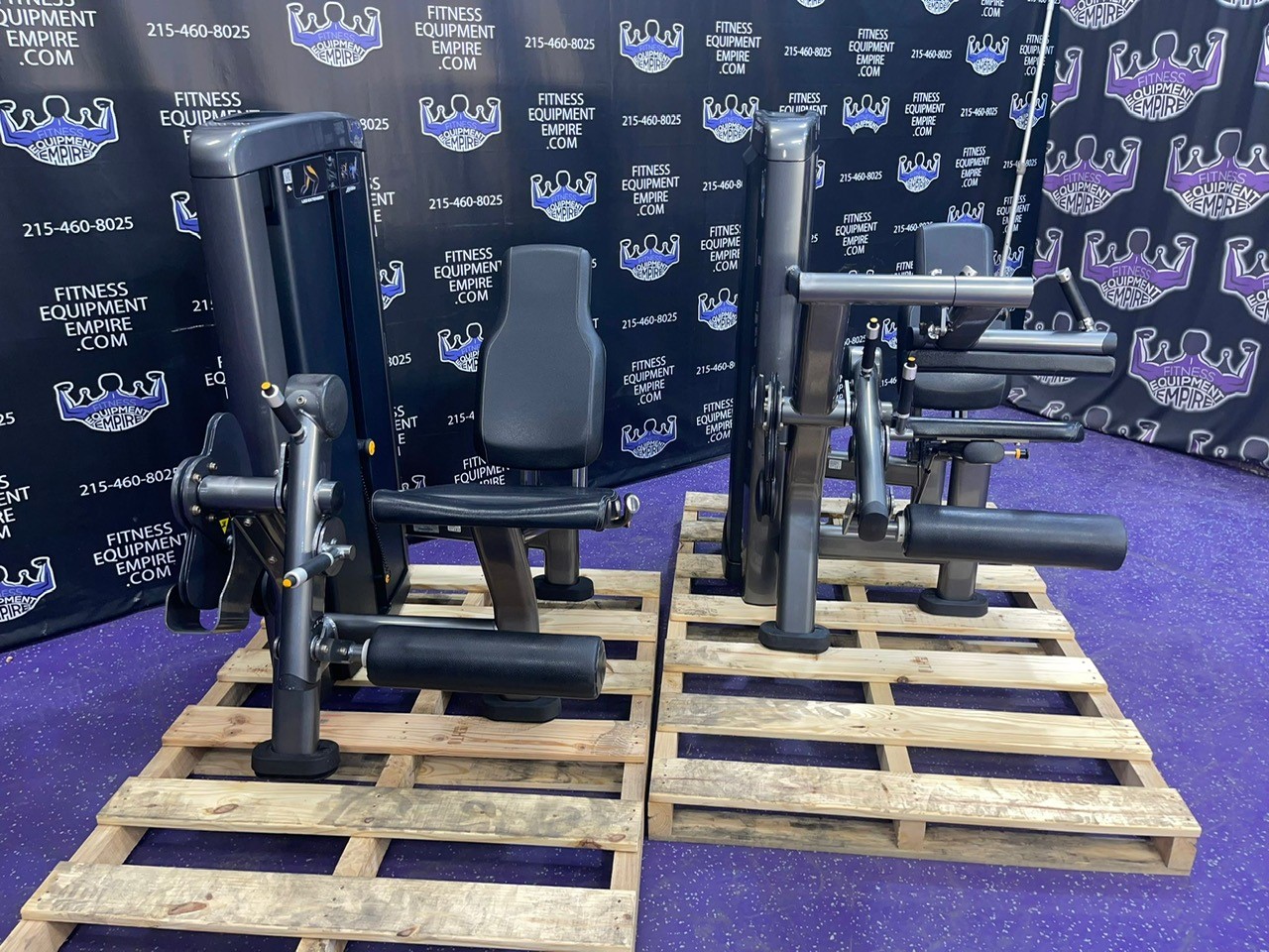 web11-2-5.jpg Life Fitness Insignia Leg Extension & Leg Curl Matching Pair – Newest Model – Stunning