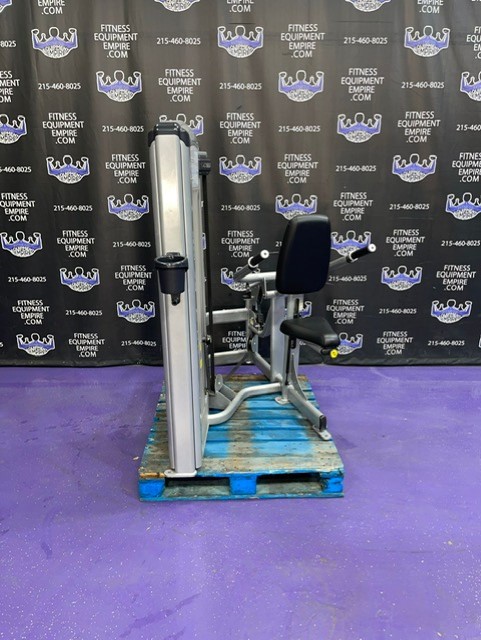 web11-21 Cybex VR3 Seated Dip Chest & Tricep Press w/Swivel Handles