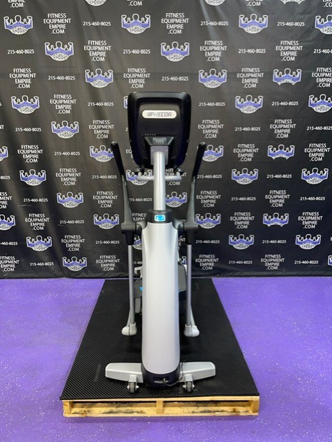 web11-27-1.jpg Precor 885 Version 2 Ellipticals w/P82 Consoles – Newest Models