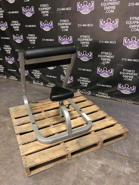 web12-12-6.jpg Cybex Preacher Scott Curl