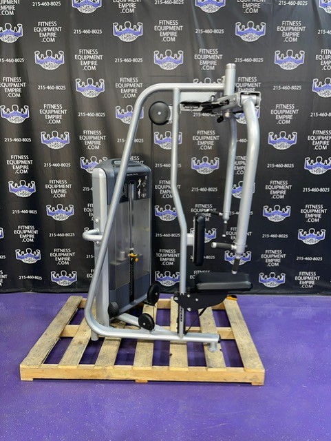 web12-25.jpg Precor Discovery Pec Fly & Rear Delt Combo – Current & Latest Model