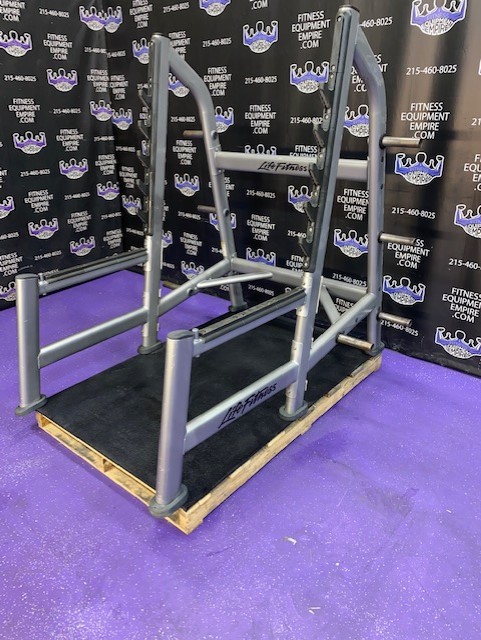web12-32.jpg Life Fitness Signature Series Platinum Squat Rack