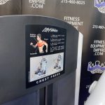 Life Fitness Signature Series Chest Press w/300 lb. Stack