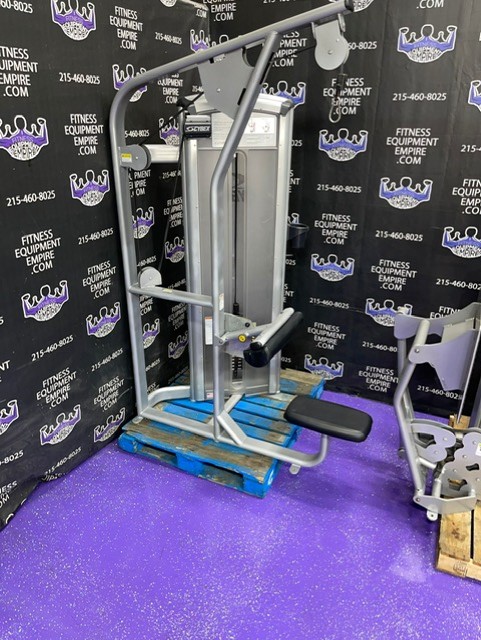 web13-12 Cybex VR3 15 Unit Total Body Platinum Strength Circuit