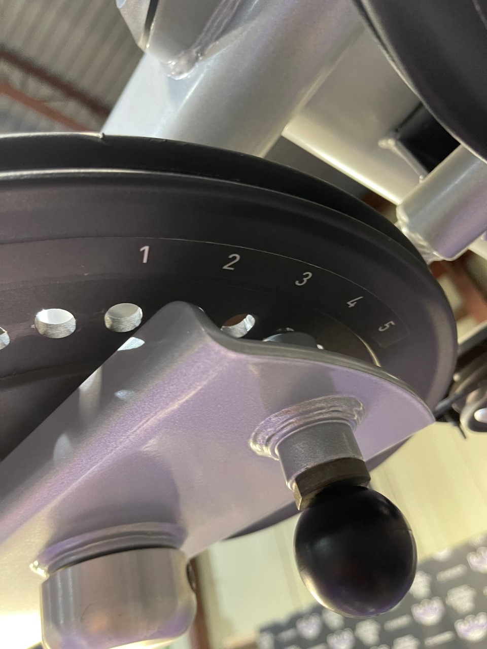 web13-25-1.jpg Precor Discovery Pec Fly & Rear Delt Combo – Current & Latest Model