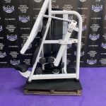 Life Fitness Signature Series Chest Press w/300 lb. Stack