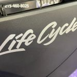 Life Fitness Discover SE3 HD 16 in. Console Captains Chair Recumbent Bike – Highest End Model Available