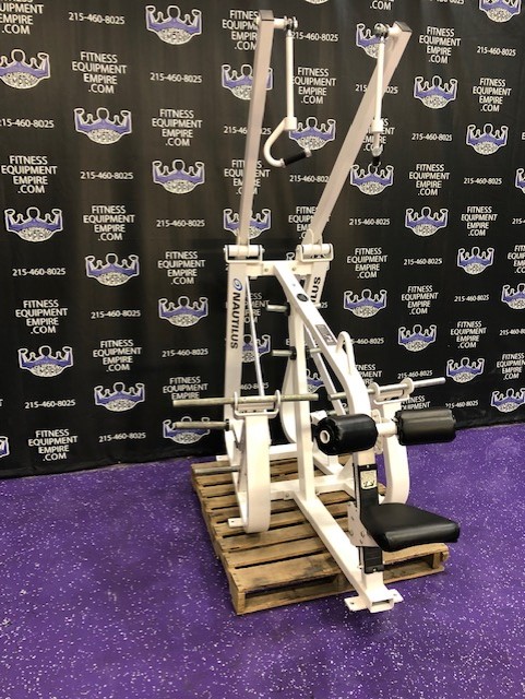 web15-12-2.jpg Nautilus XPload ISO Lateral Plate Loaded Leverage Pulldown