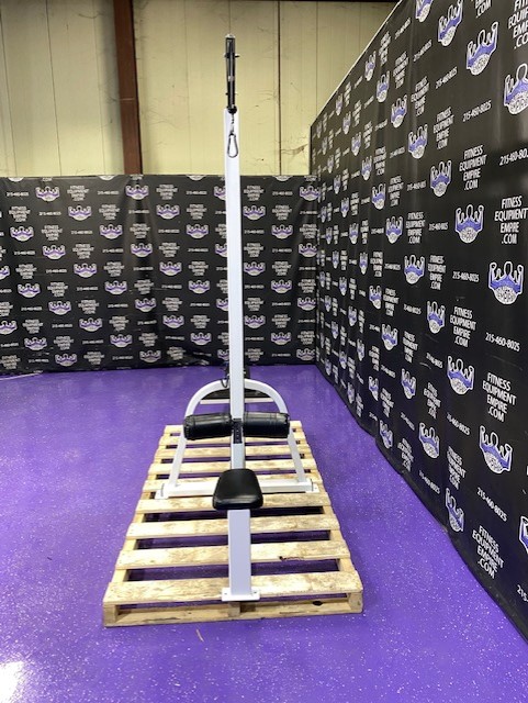 web15-13-2.jpg Streamline Lat Pulldown & Low Row Combo Unit w/300 lb. Stacks